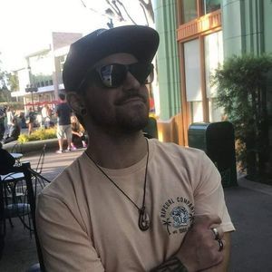 Meet your Posher, Surf